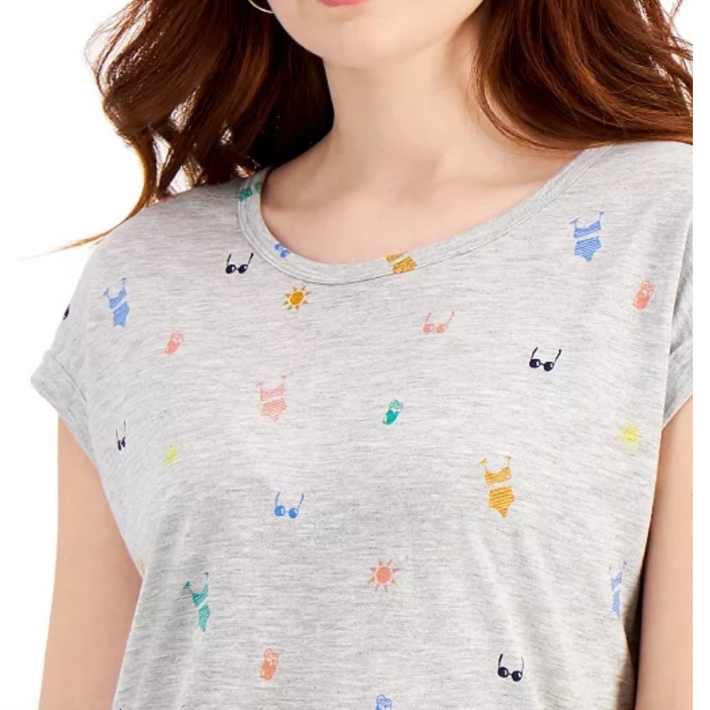 NEW summer/beach printed graphic top